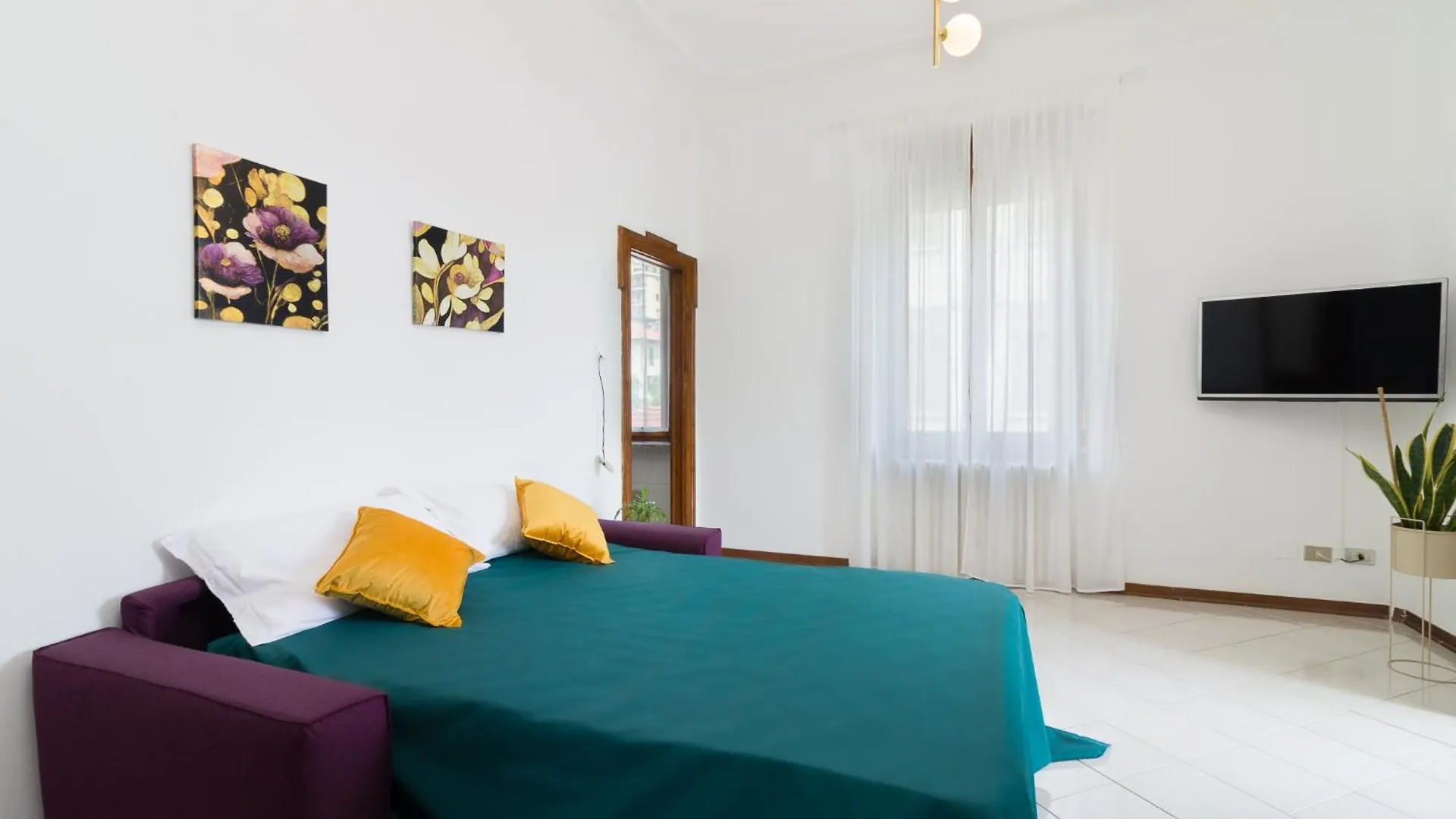Big City Life Como Apartment